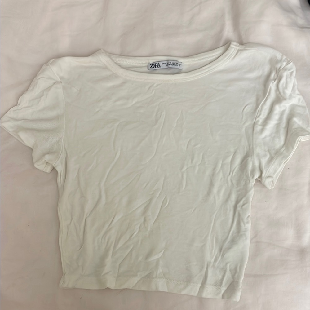 Zara Cream Crop T-Shirt Fitted Style